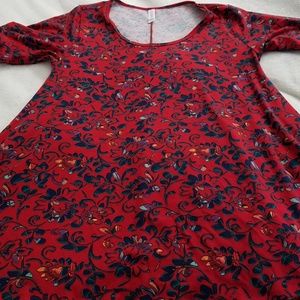 **final price** Lularoe Perfect T small (8-14)